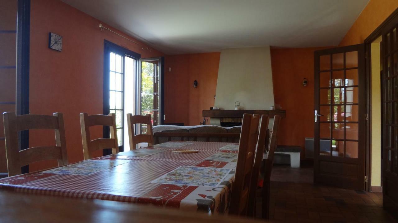 Maison De Vacances Trevieres 외부 사진